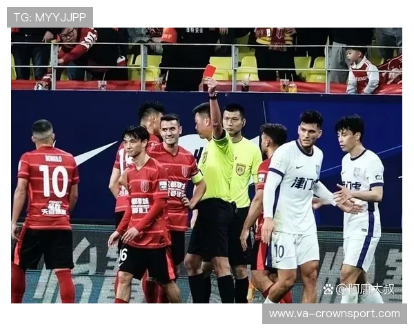 严重犯规判罚的关键标准是什么？裁判如何界定红牌情形