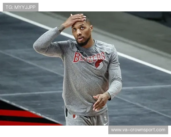 利拉德休赛期天天喝蛋白粉当水，结果夏天晒出的腹肌让队友以为他偷偷打了生长激素