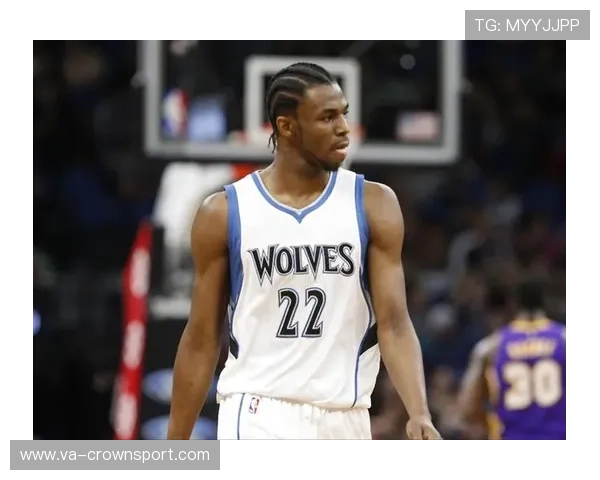 维克托·文班亚马挡拆中投效率提升显著 拉开与同届新秀差距