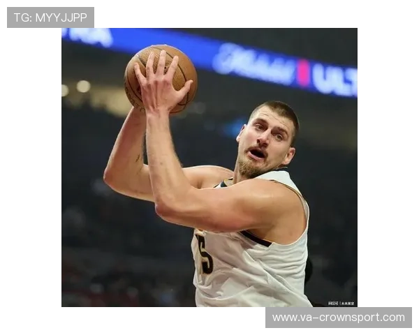 扎伊恩背身单打胜过约基奇策应提升内线效率