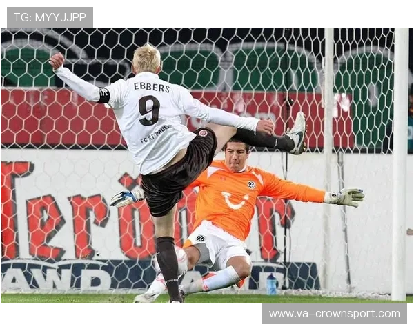 拜仁慕尼黑防线漏洞频出，球队稳定性面临考验